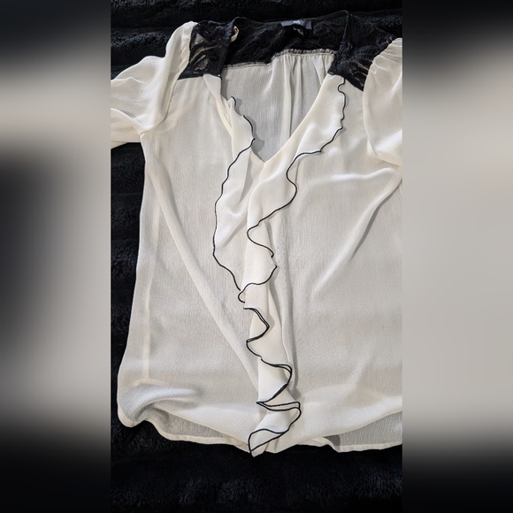 Elegant White Ruffle V-Neck Blouse With lace Top Back Area - Picture 1 of 5